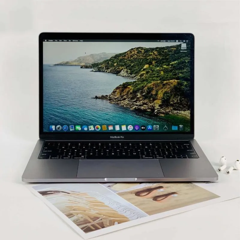 Đánh Giá Macbook Pro 2018 - Bình Minh Phát Laptop