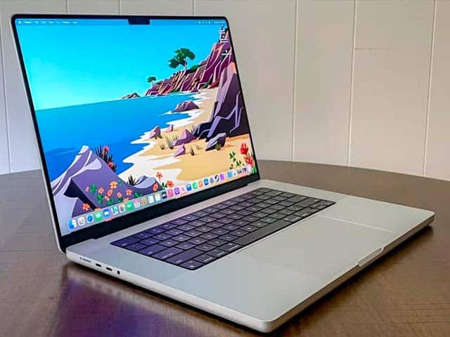 Review Macbook Pro 2024 có gì nổi bật, giá bao nhiêu?