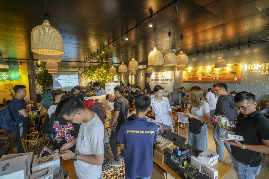 8-1024x683-1 Tổng kết buổi OFFLINE hội người dùng macOS by Maclife lần thứ I