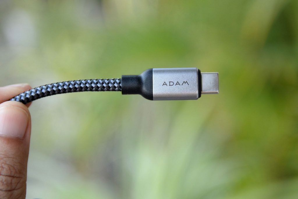 adam_hub09-1024x683-1 Trên tay Hub USB-C ADAM ELEMENTS 8 IN 1 – Hoàn thiện tốt, sạc PD 100W, không nóng, bảo hành 3 năm