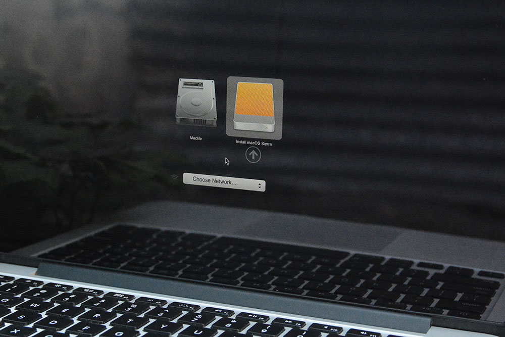 huong-dan-cai-dat-macos-sierra-10-12_hinh3 Hướng dẫn chi tiết các bước cài đặt macOS Sierra 10.12