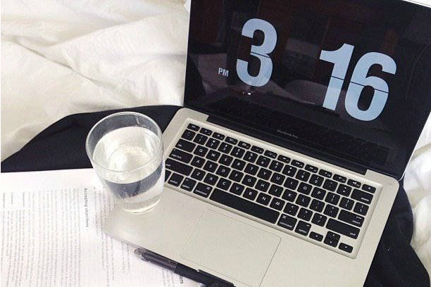Hướng dẫn tạo ScreenSaver đồng hồ đẹp cho Macbook của bạn