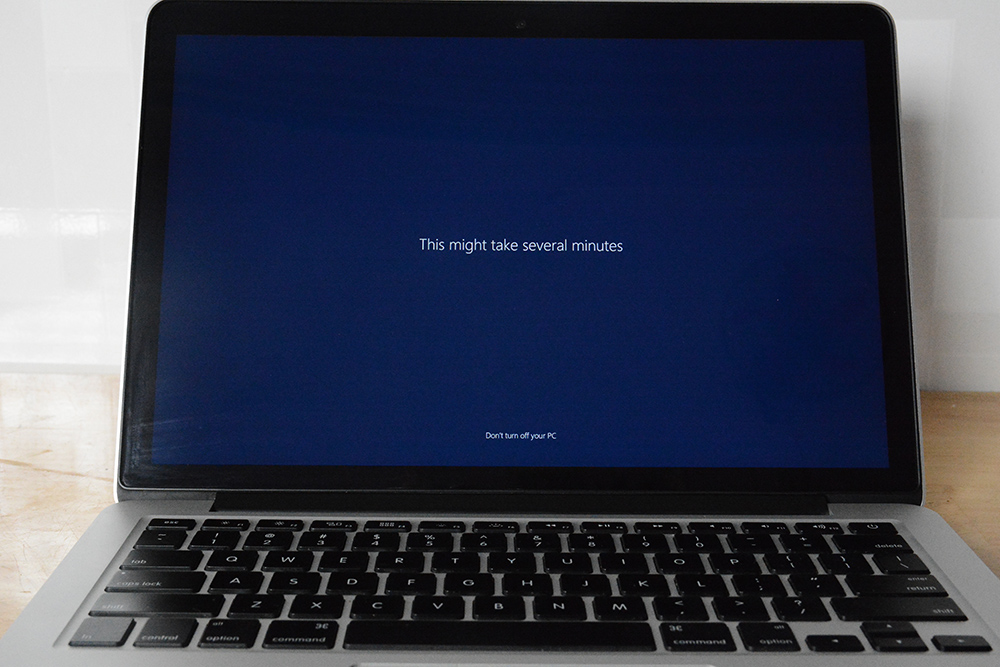 Hướng dẫn chi tiết cài Windows 10 trên macOS Sierra bằng BootCamp