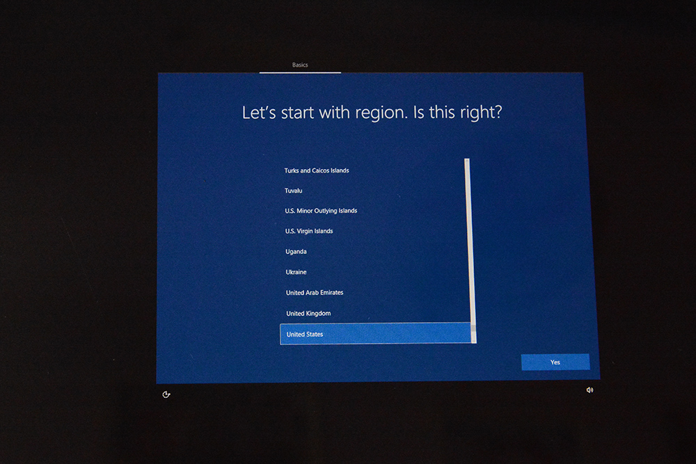Hướng dẫn cài Windows 10 trên macOS bằng Bootcamp & tạo phân vùng DATA dùng chung