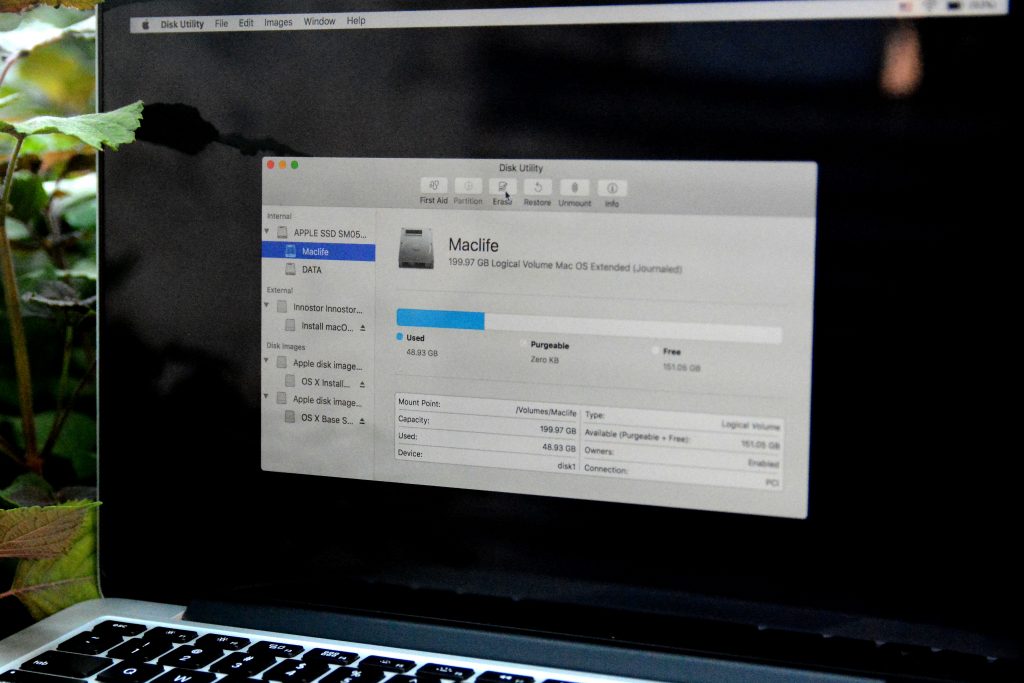 Hướng dẫn chi tiết các bước cài đặt macOS Sierra 10.12