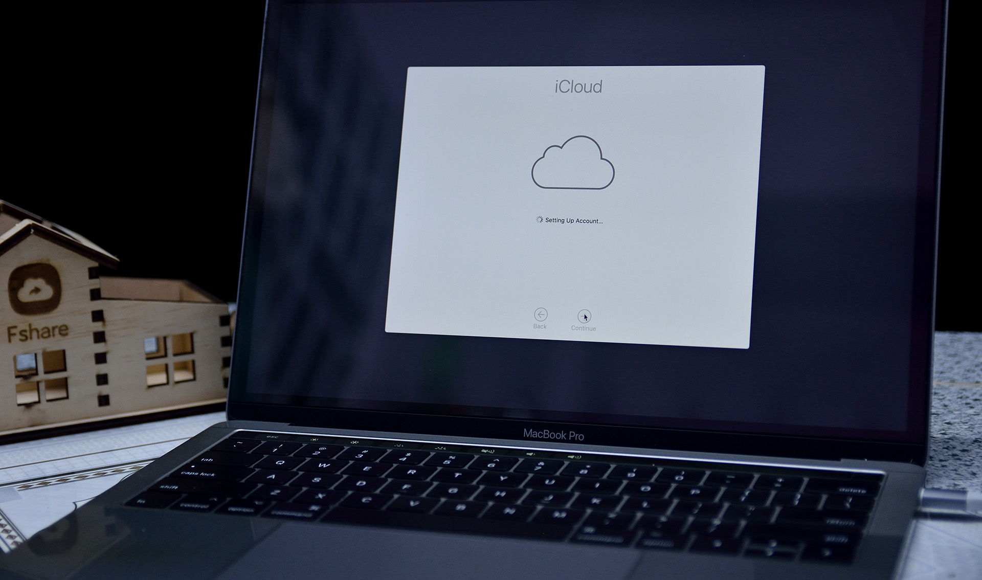 Hướng dẫn chi tiết các bước cài mới macOS Catalina 10.15, Mojave 10.14