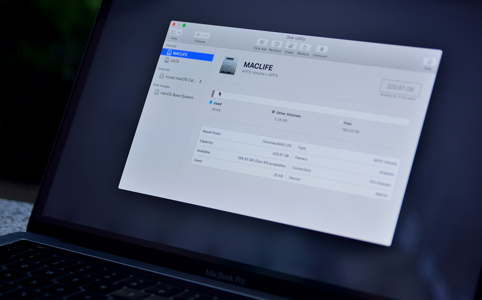 Hướng dẫn chi tiết các bước cài mới macOS Catalina 10.15, Mojave 10.14